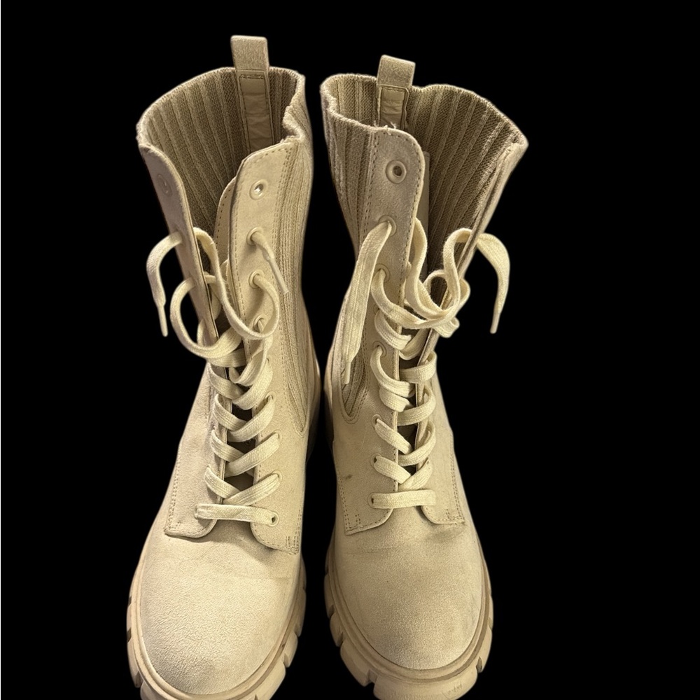 Esprit Cream Lace Up Women's Boots